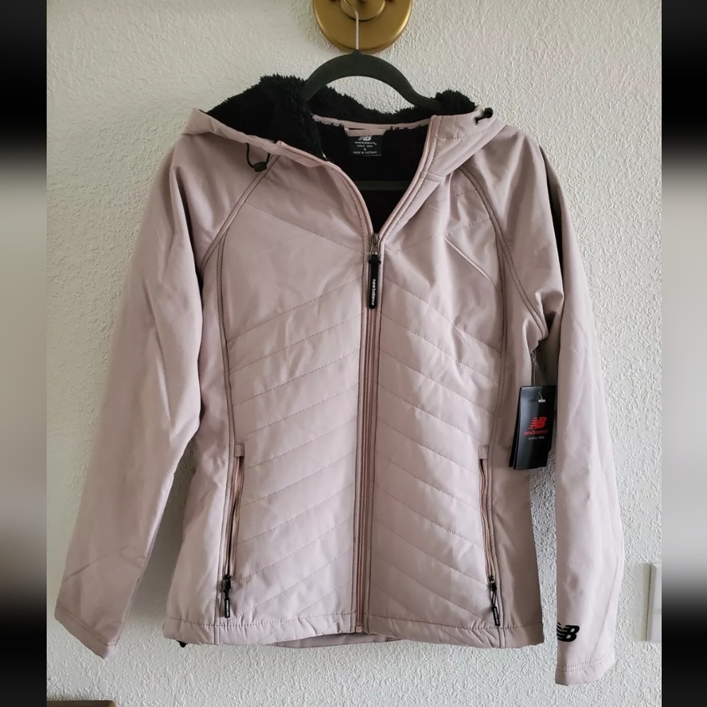 New Balance Womens Winter Jacket Coat Softshell pink Lined size SMALL